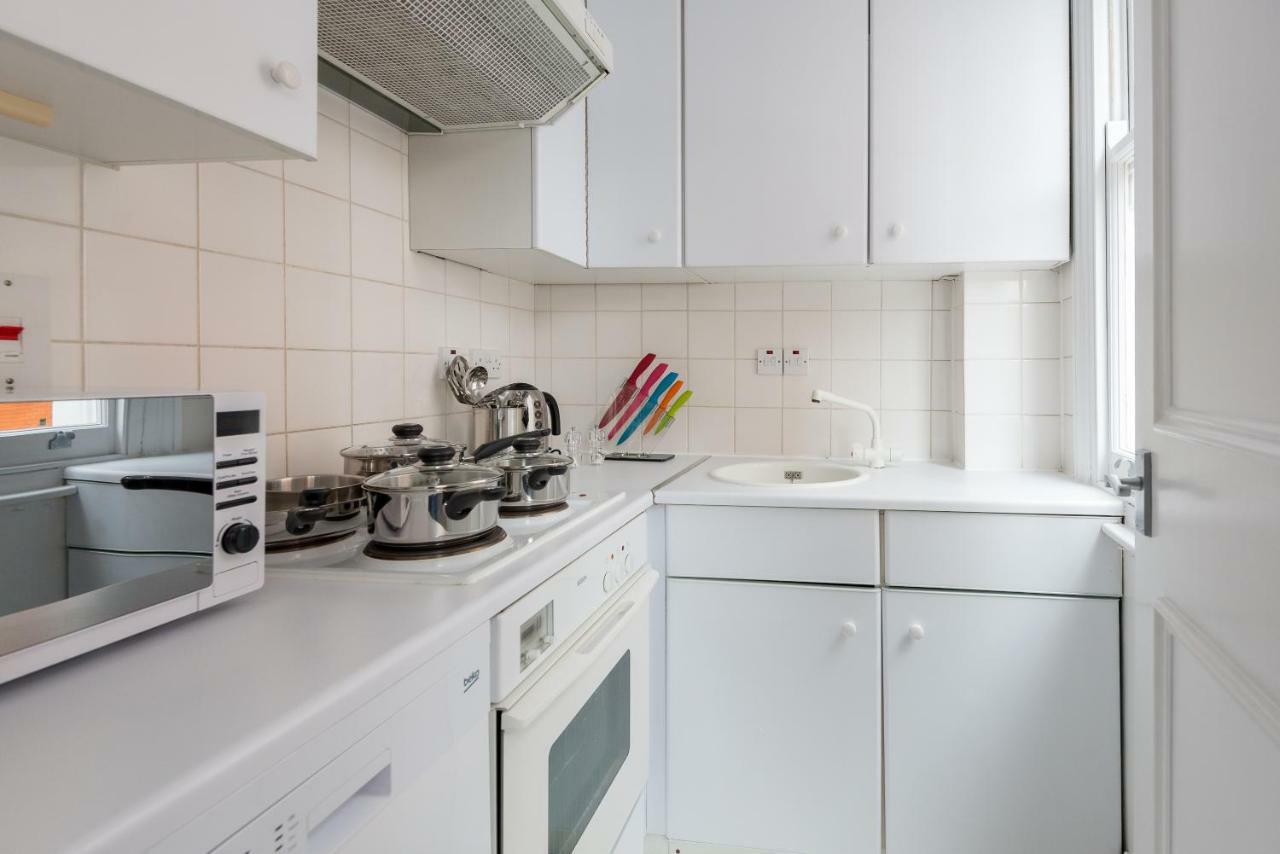 One Bedroom High Street Kensington Apartment Лондон Екстер'єр фото
